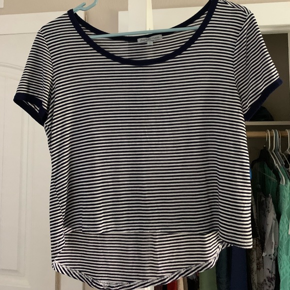 Crop Top - Picture 2 of 3